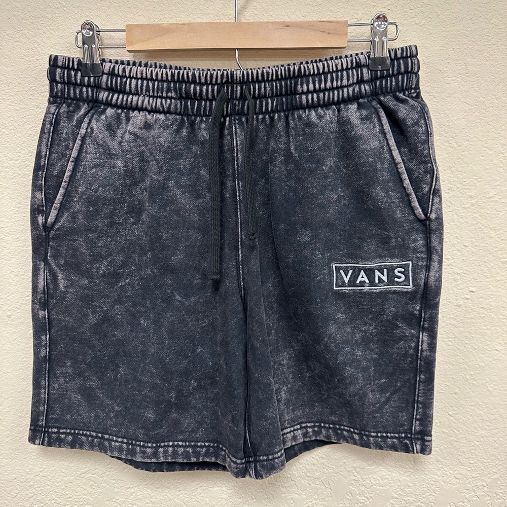 Mens VANS Loose Fit Black Mineral Wash Shorts - Size Small